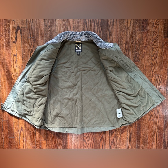 Noble Outfitters Women's Canvas Vest - Picture 10 of 16